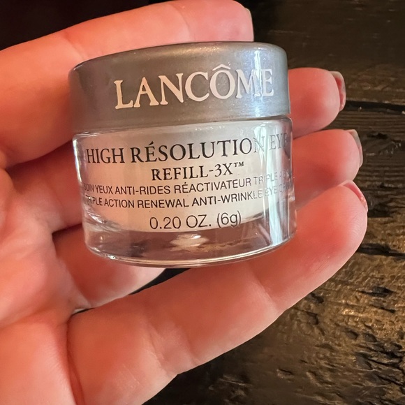 Lancôme makeup bag with products - Picture 9 of 13